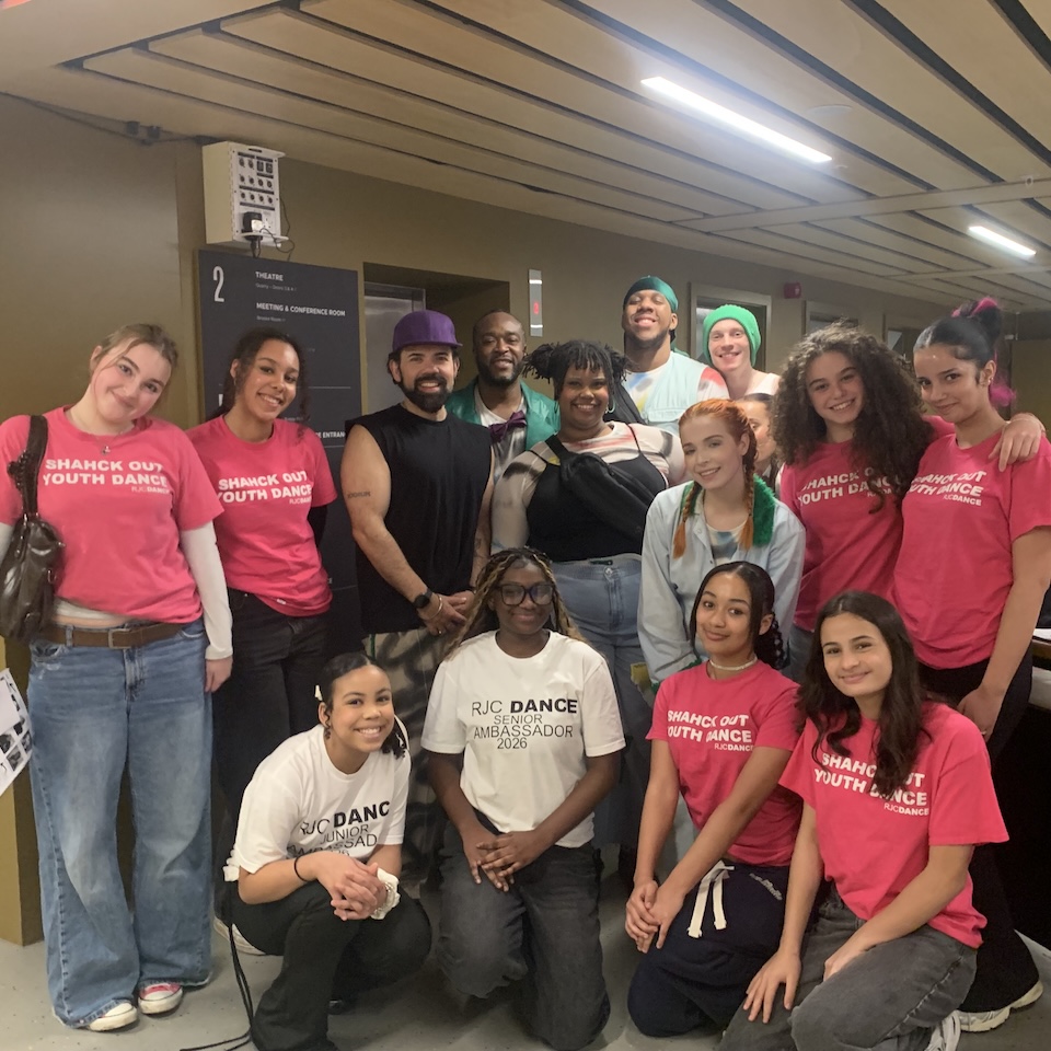 Inspiring Voice and Creativity: Our theatre visit to see ‘Pied Piper’